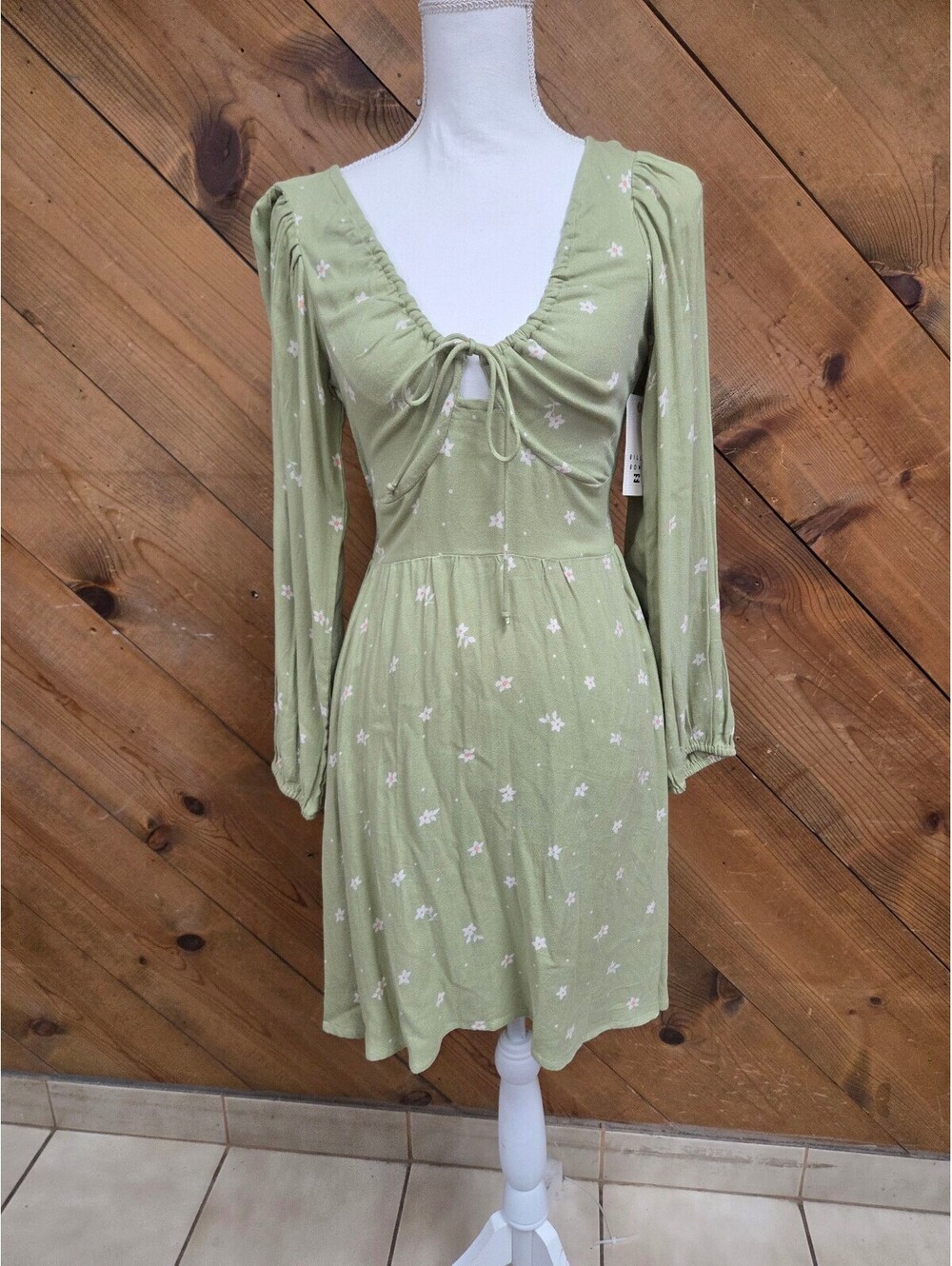 NWT Billabong Sol Love Mini Dress Avocado Green Floral V Neck Tie Front Babydoll